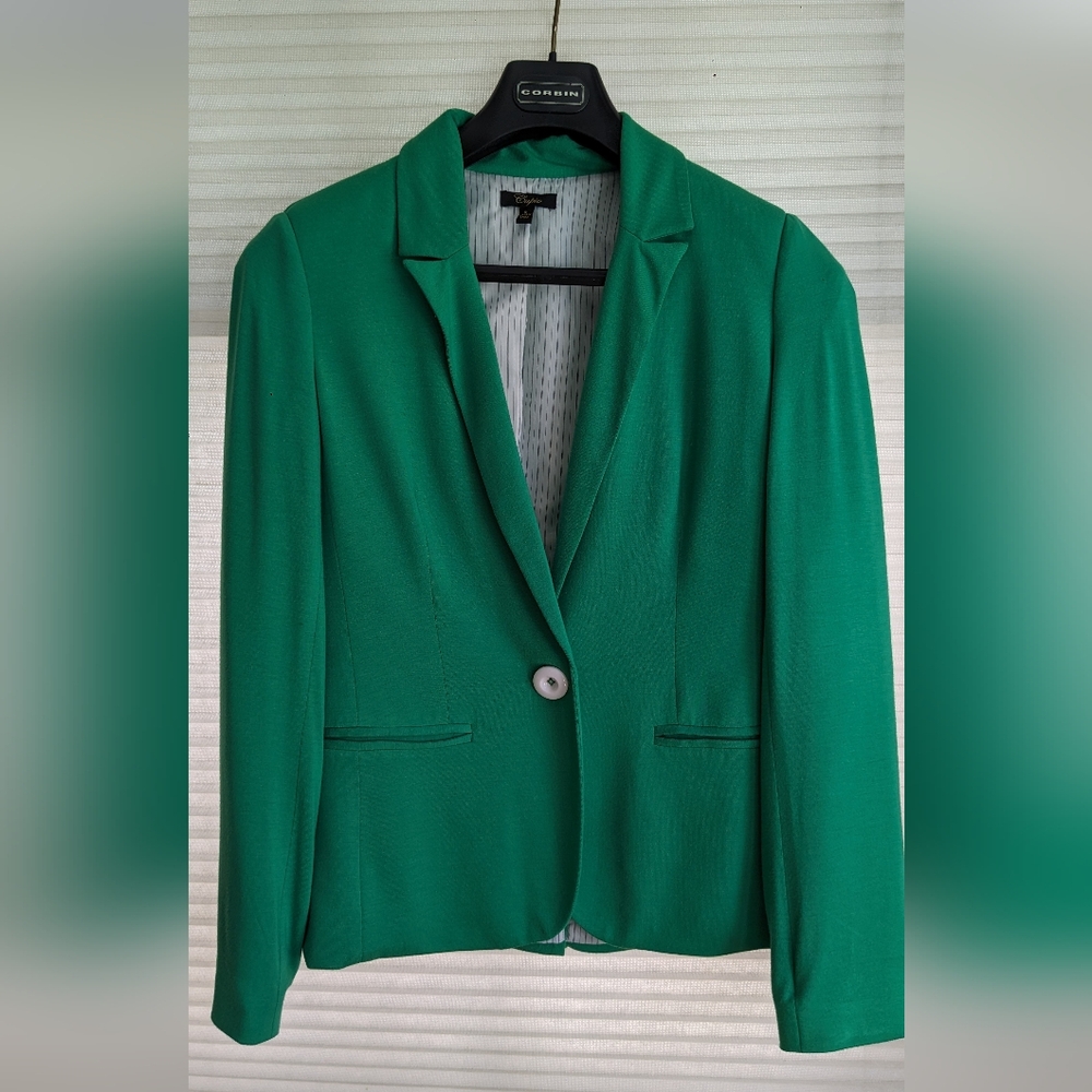 Small lightweight green blazer